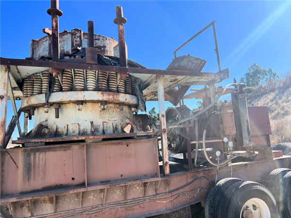 Symons-nordberg 4-1/4' Std Cone Crusher)